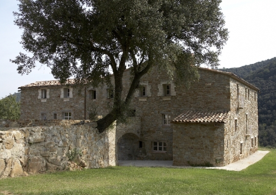 Sant Ferriol villa in Besalu
